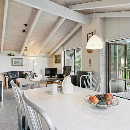 Holiday home Gl Strandvej Henne X *